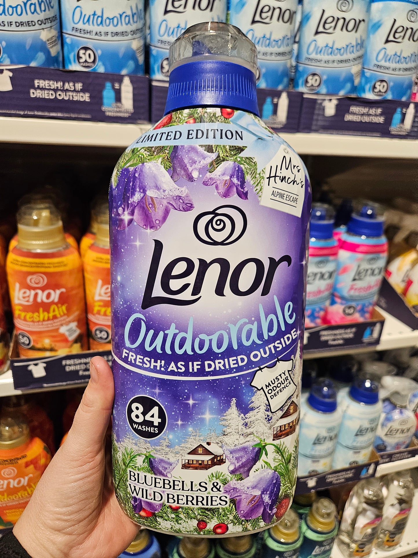 Lenor Tøymykner Outdoorable Mrs.Hinch's Alpine Escape 84w 1.176L