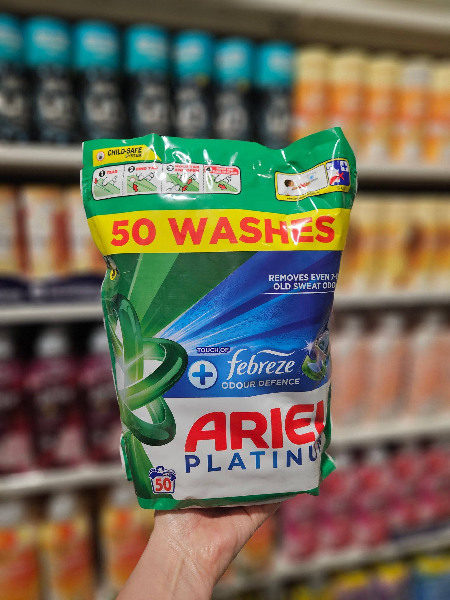 Ariel Platinum PODS + Febreze Odour Defence 50vask