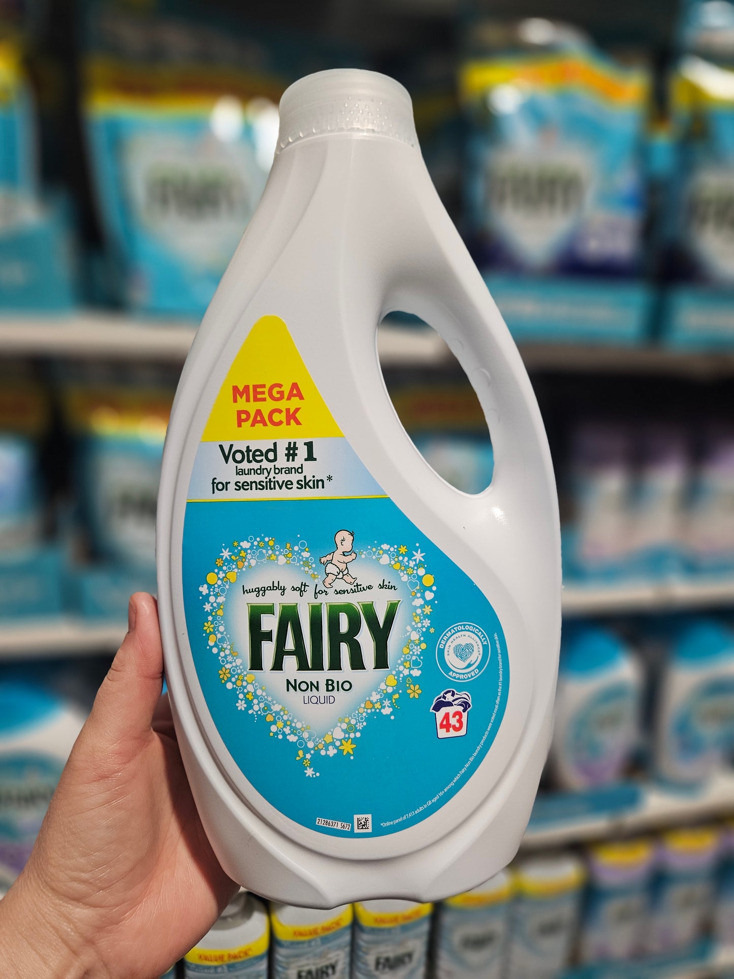 Fairy Non Bio Laundry Detergent Liquid 1.333L 43w