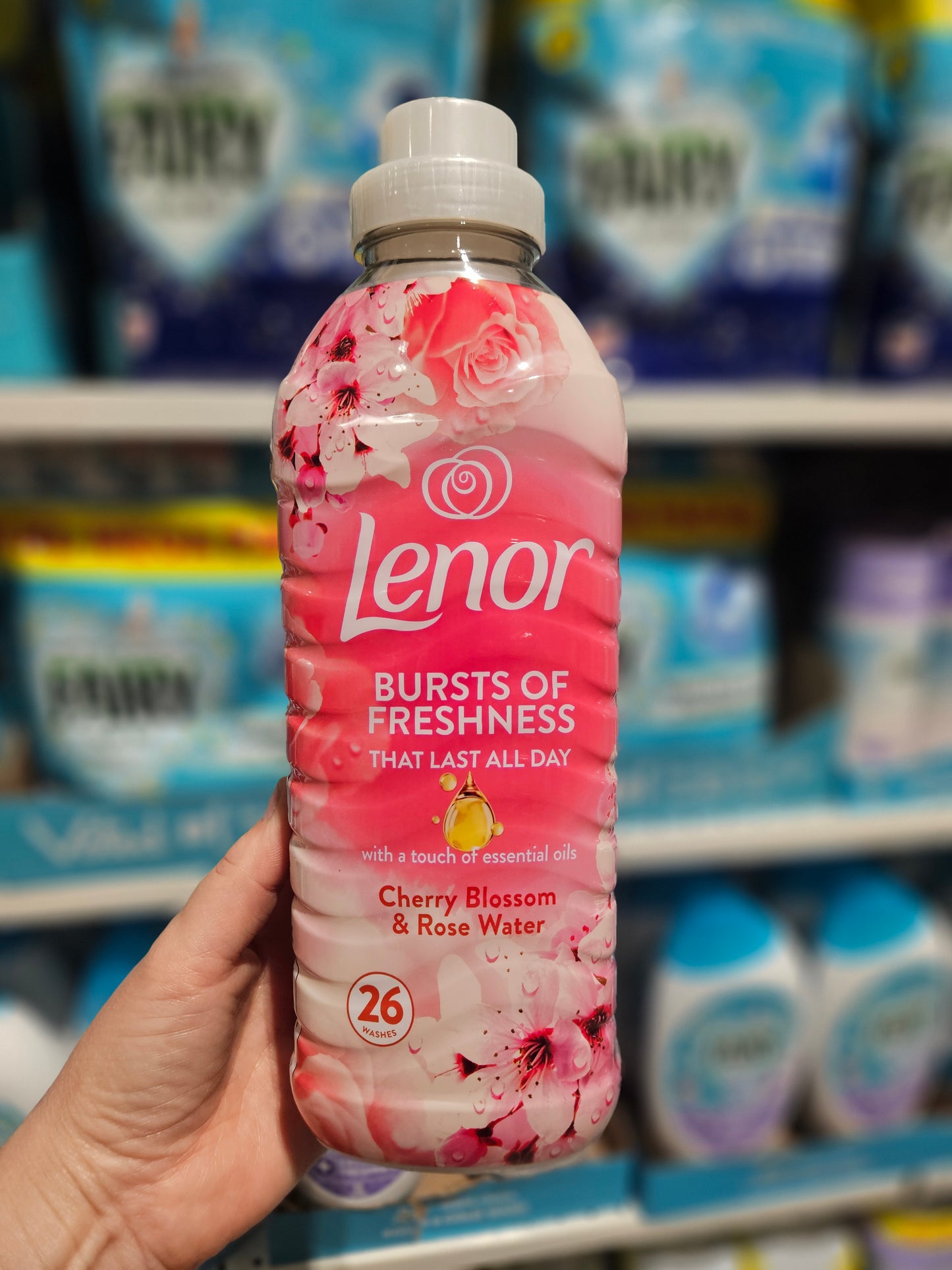 Lenor Fabric Softener Cherry Blossom & Rosewater 26w 858ml