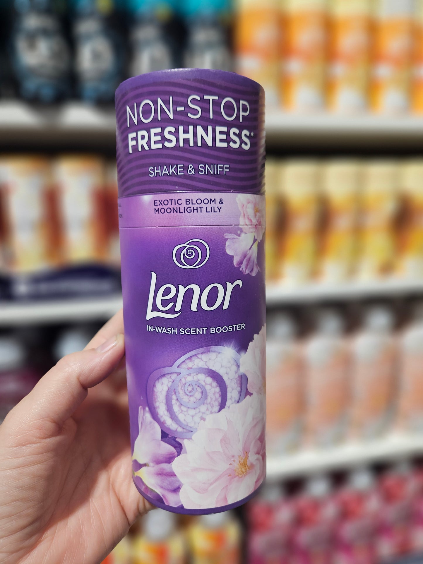 Lenor Scent Booster Exotic Bloom & Moonlight Lily 176g