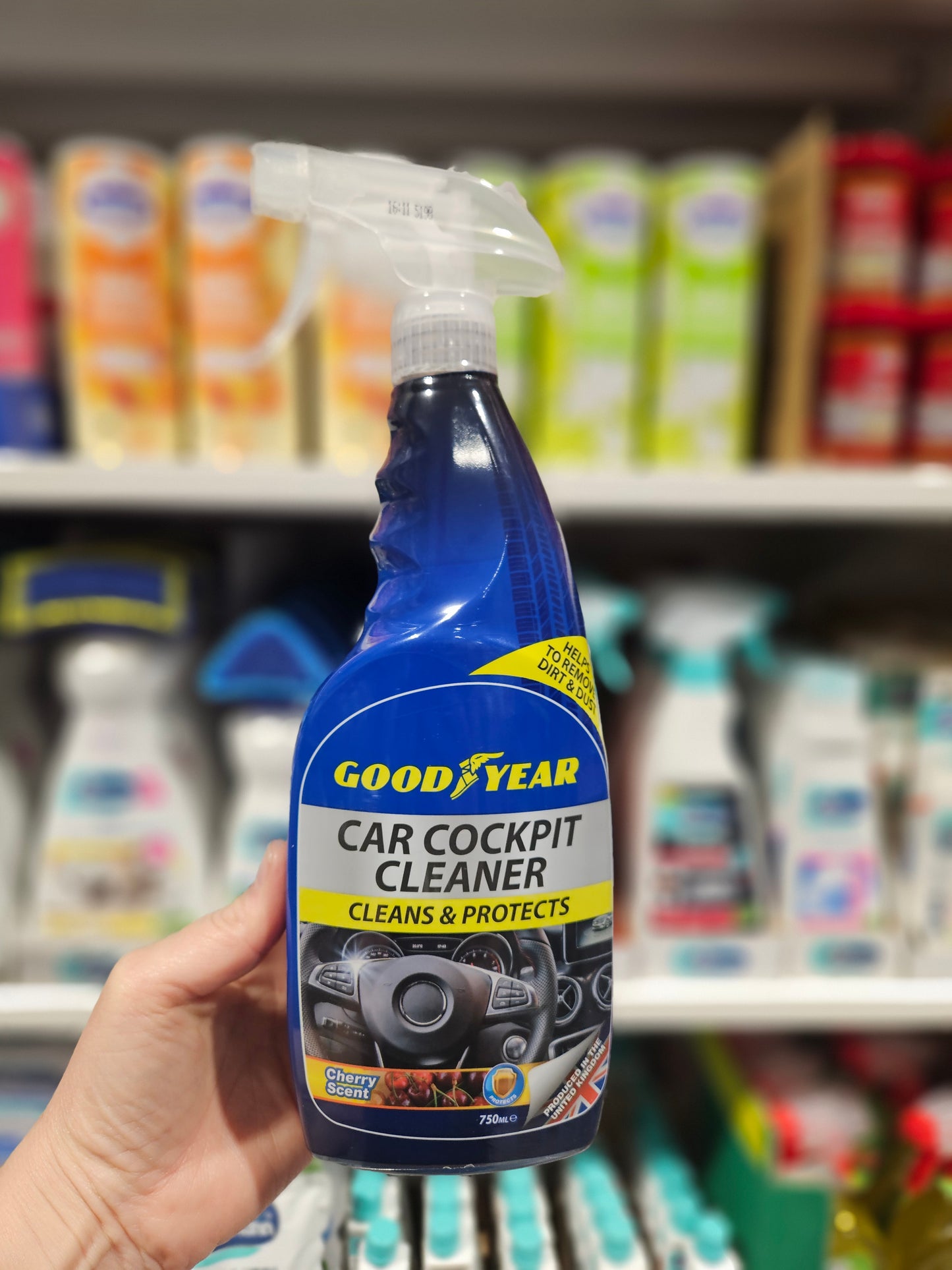 GoodYear Car Cockpit Cleaner Cherry Scent 750ml