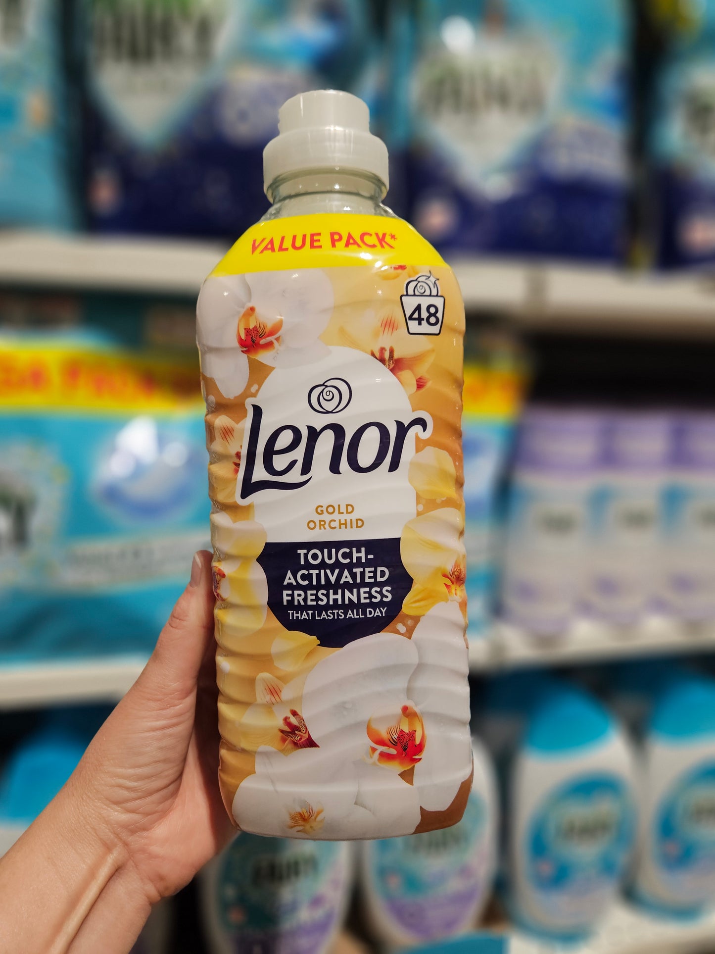 Lenor Fabric Conditioner Gold Orchid 1.488L 48w