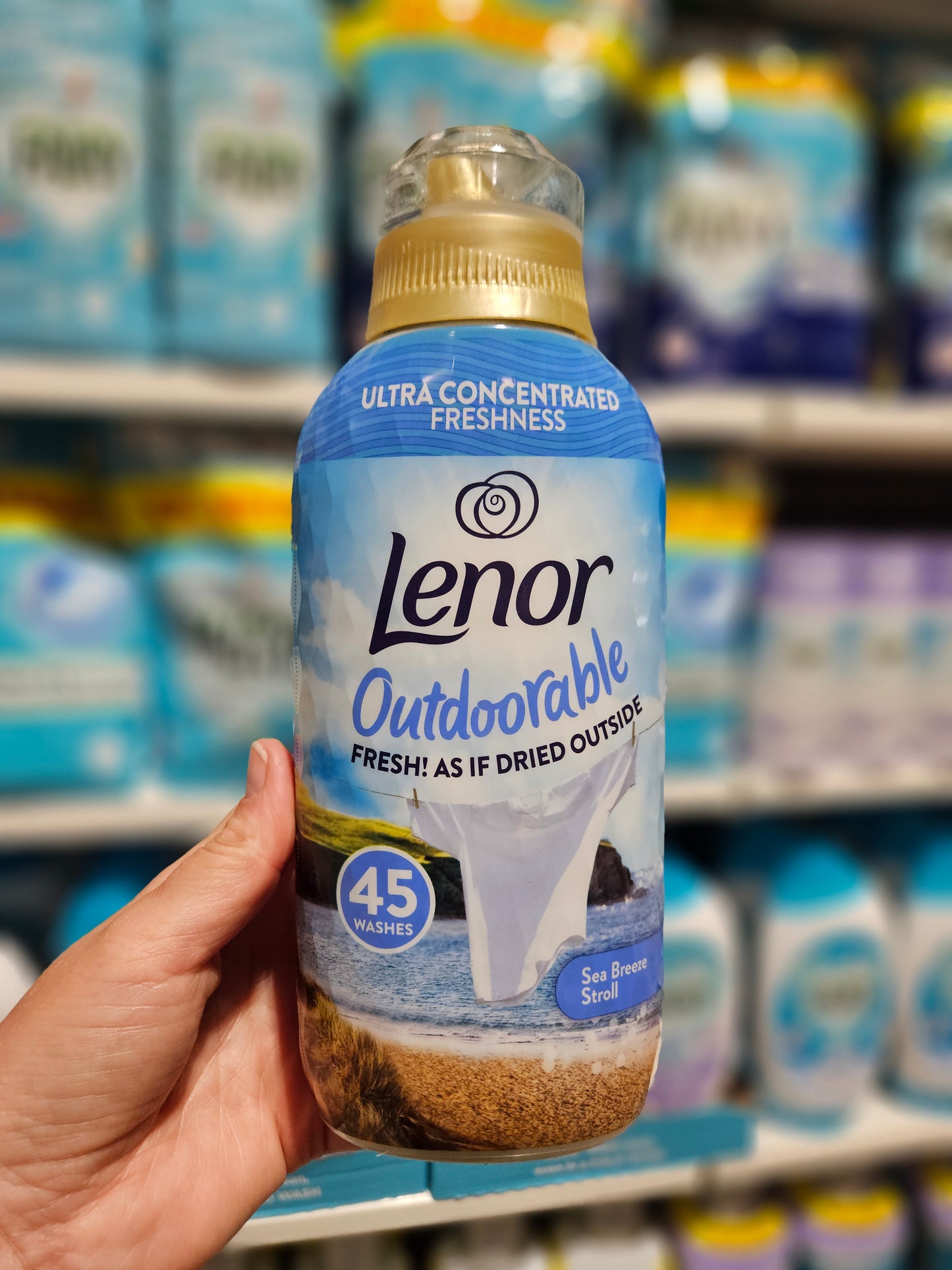 Lenor Tøymykner Outdoorable Sea Breeze Stroll 45w 630ml