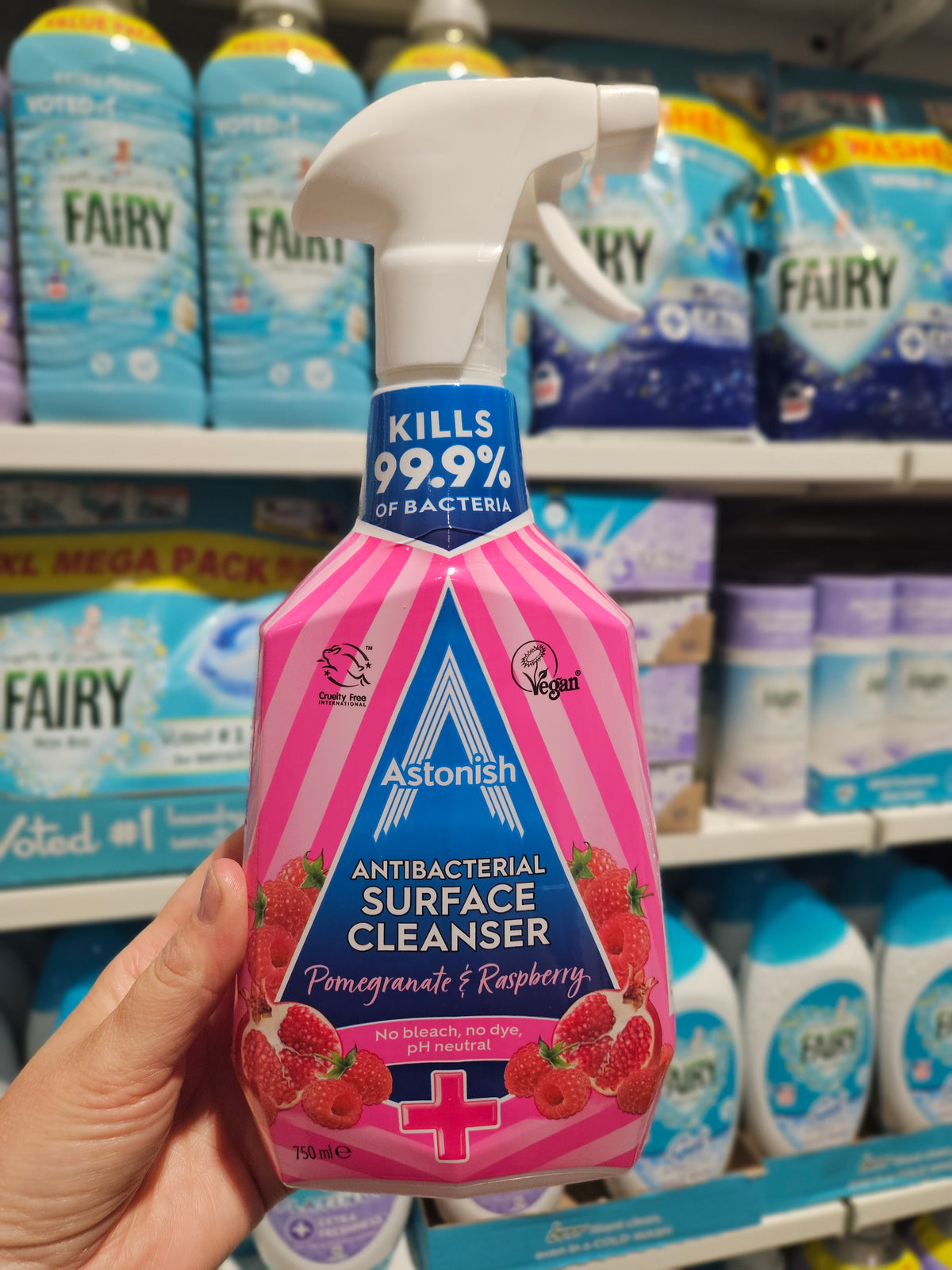 Astonish Surface Cleanser Spray Pomegranate & Raspberry 750ml