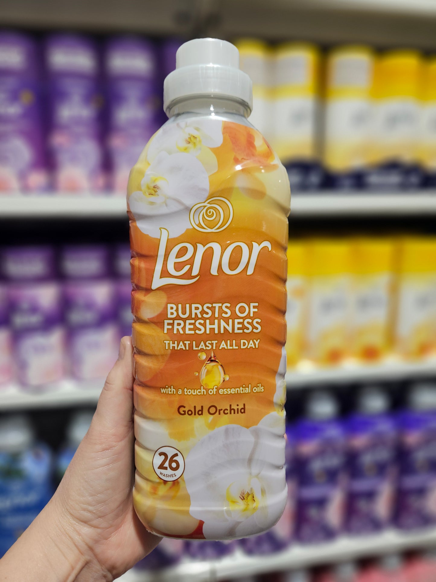 Lenor Fabric Softener Gold Orchid 26w 858ml