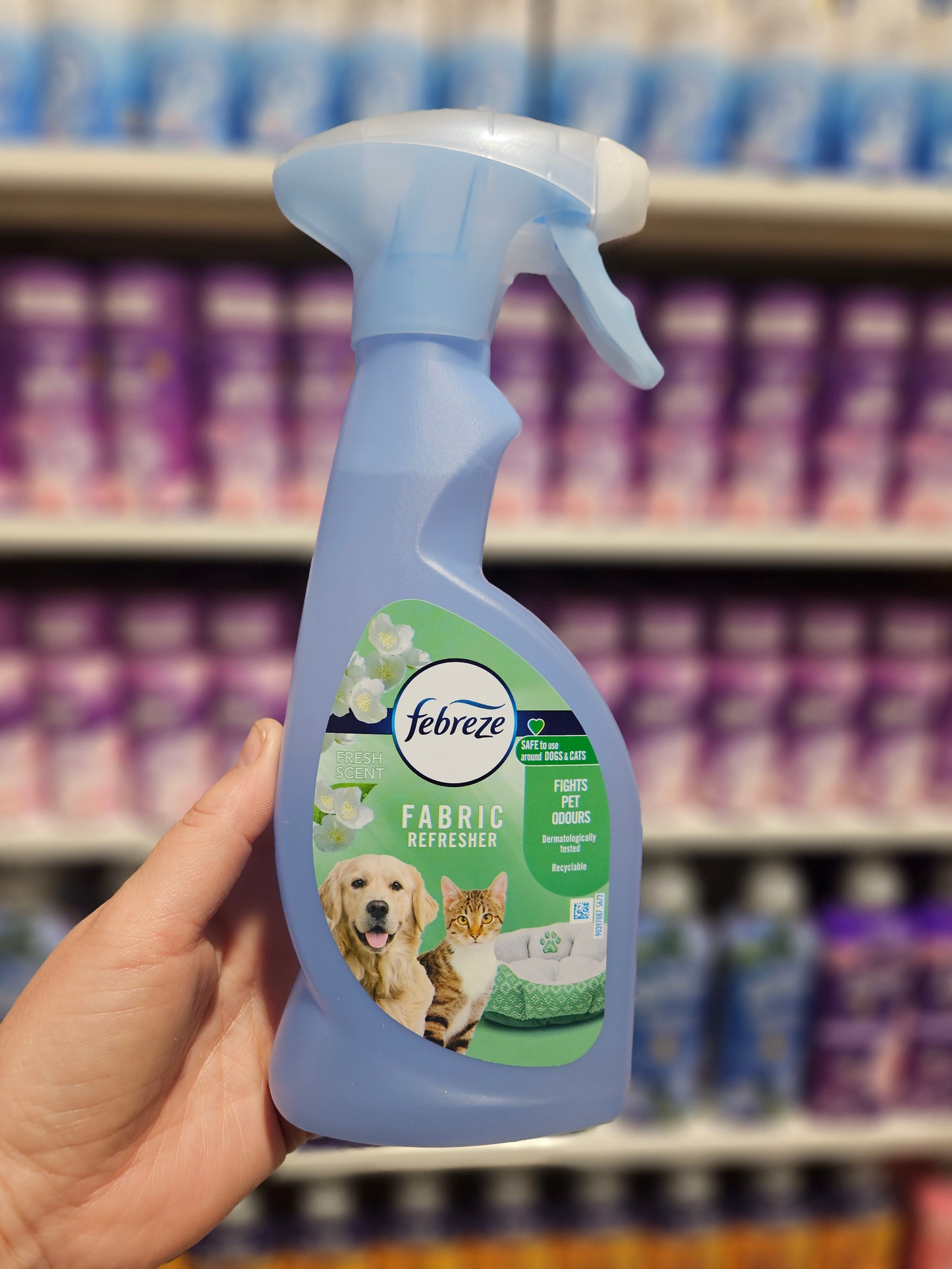 Febreze Fabric Refresher Pet Fresh 375ml