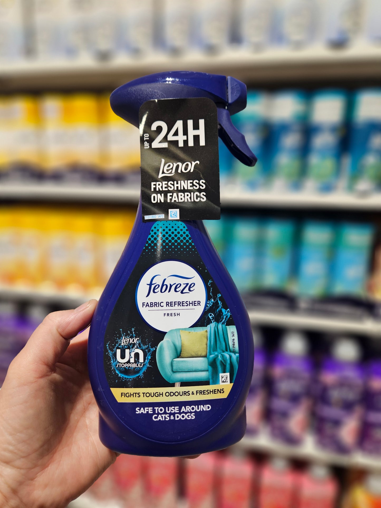 Febreze Fabric Refresher Unstoppables Fresh 500ml