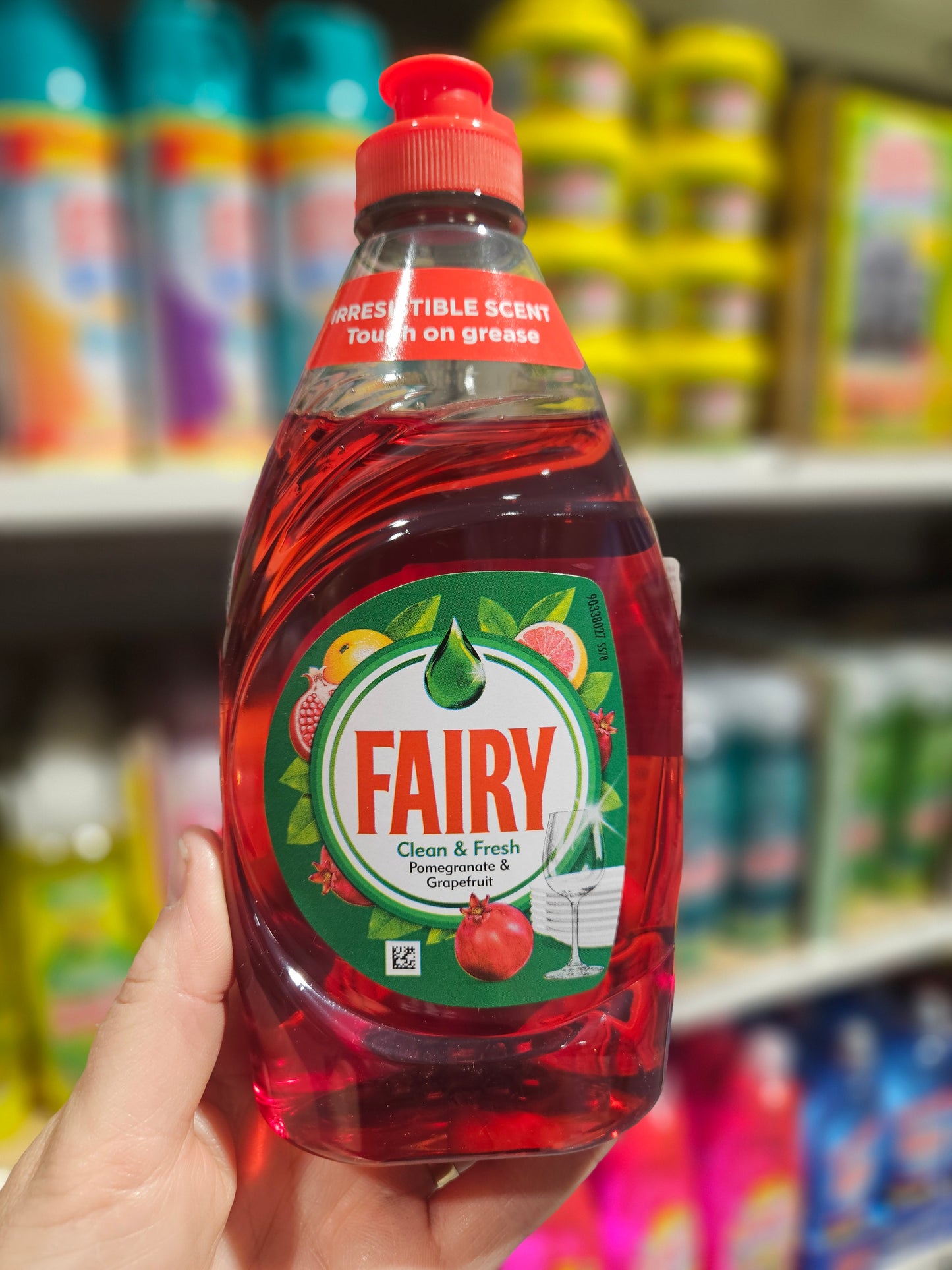 Fairy Clean & Fresh Pomegranate& Grapefruit Dishwashing Liquid 320ml