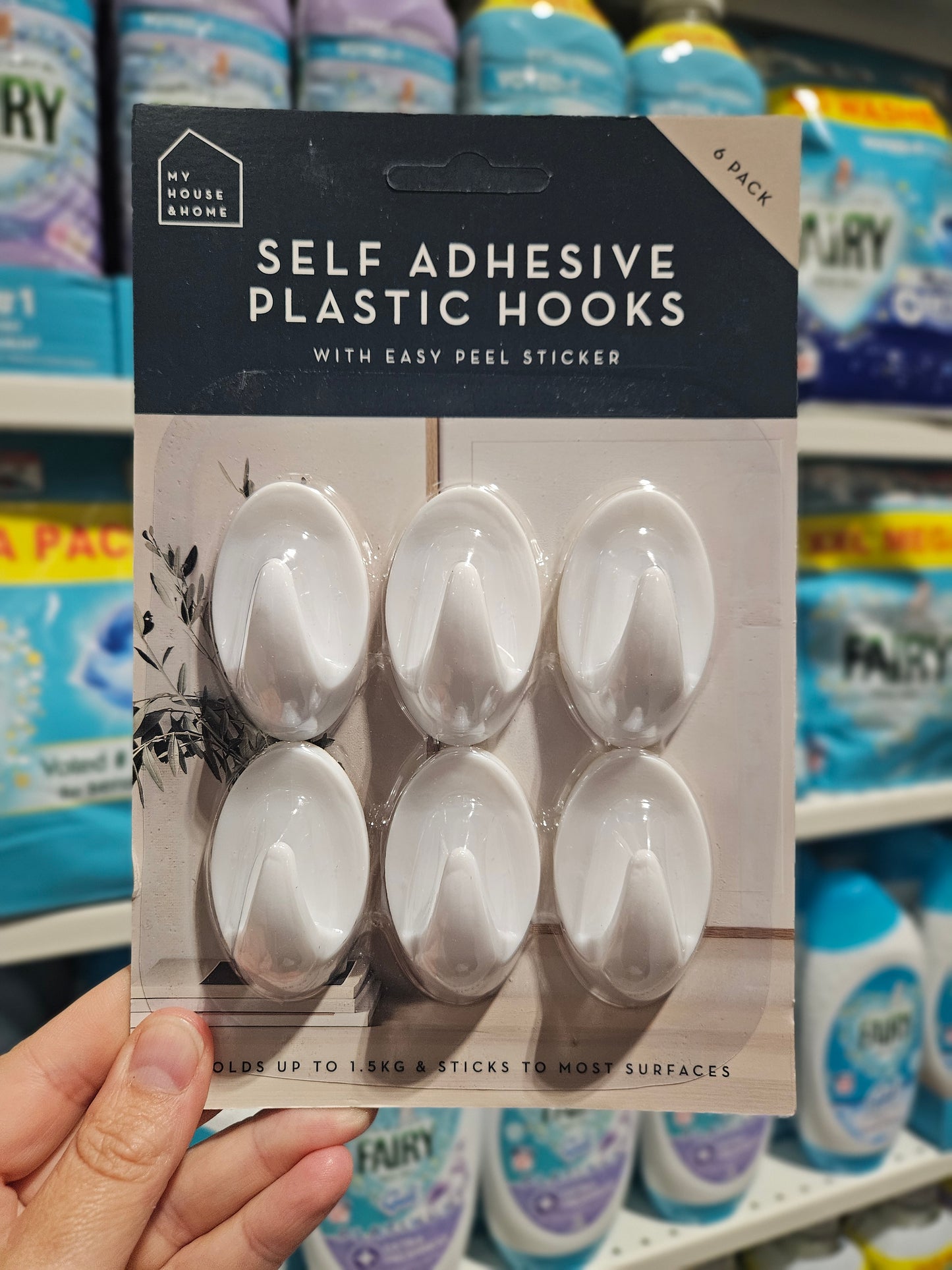My House & Home Selvklebende Plastkroker 6pk