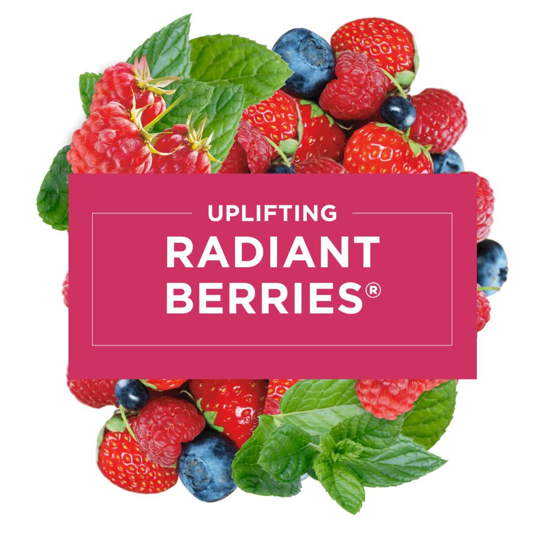 Glade Fragranced Candle Radiant Fresh Berries 108g